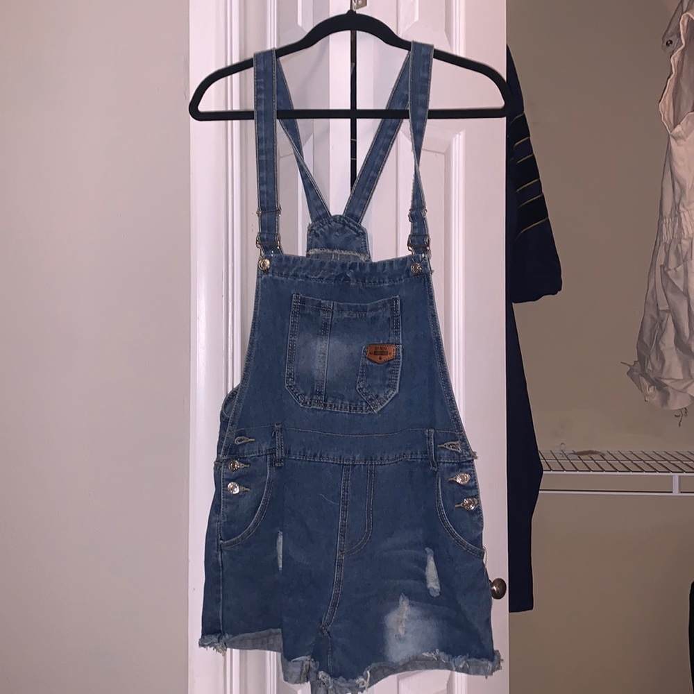 NWOT Denim Short Overall size L